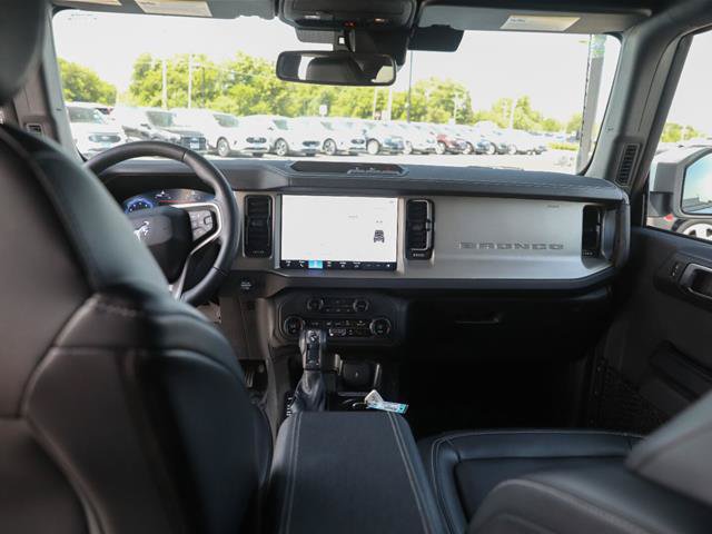 Certified 2025 Ford Bronco Outer Banks AWD/4WD image 29