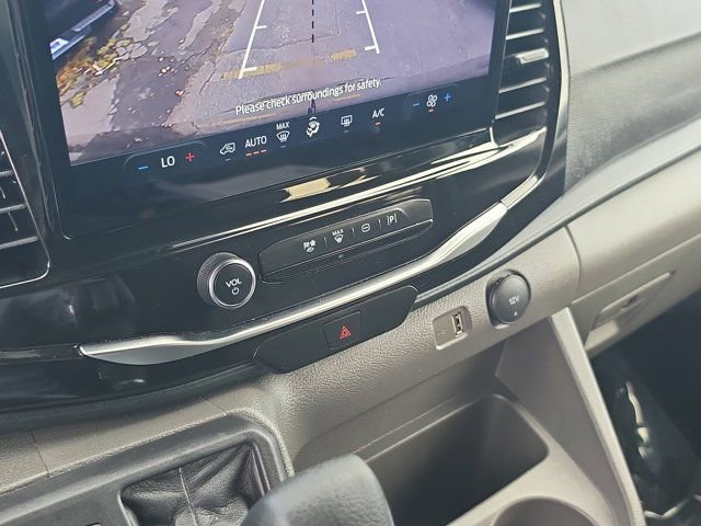 Certified 2025 Ford Transit 350 XLT image 24