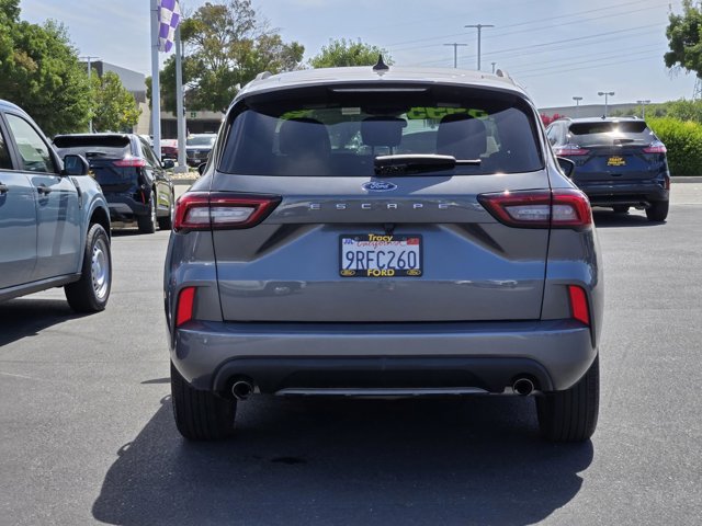Certified 2024 Ford Escape ST-Line FWD image 5