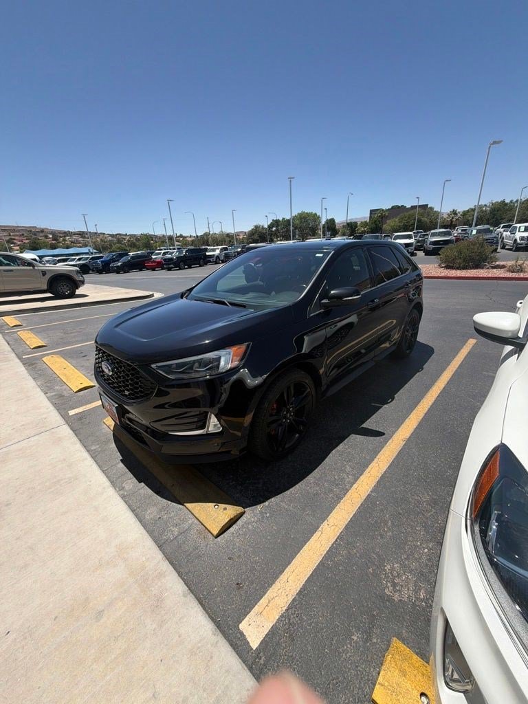 Certified 2020 Ford Edge ST w/ Equipment Group 401A AWD/4WD image 3