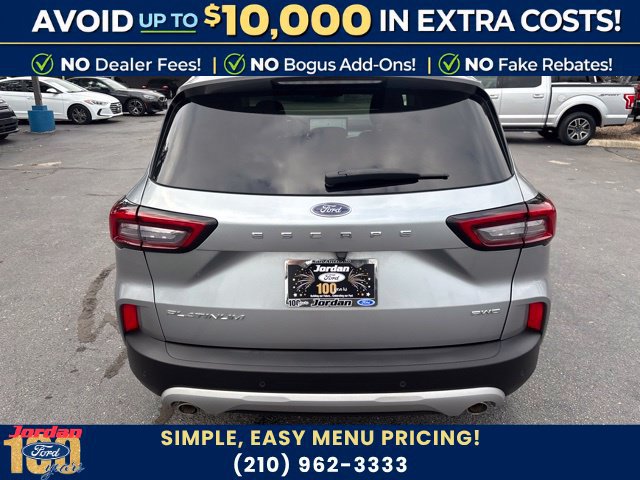 Certified 2023 Ford Escape Platinum AWD/4WD image 5