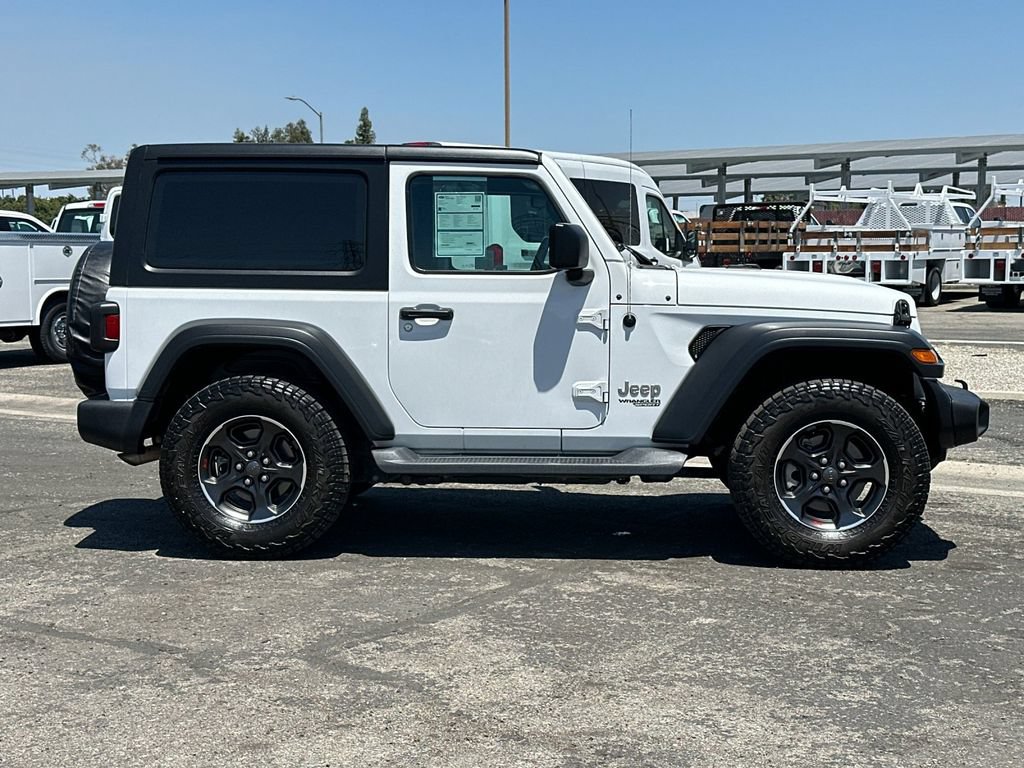 Used 2020 Jeep Wrangler Sport AWD/4WD image 2
