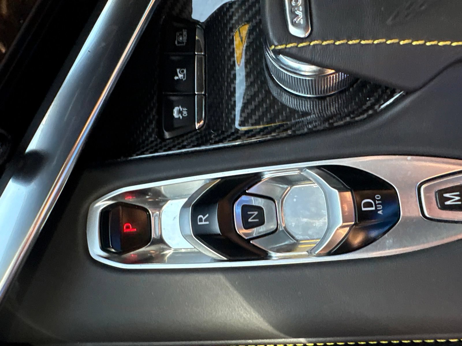 Used 2021 Chevrolet Corvette Stingray Premium Conv w/ Z51 Performance Package RWD image 24