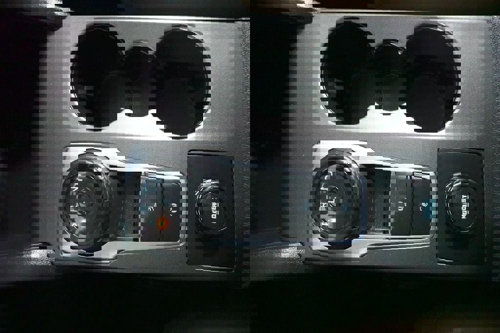 Certified 2025 Ford Bronco Sport Outer Banks w/ Outer Banks Tech Package+ AWD/4WD image 17