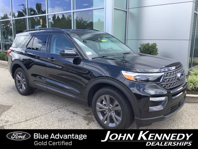 Certified 2023 Ford Explorer XLT w/ Equipment Group 202A