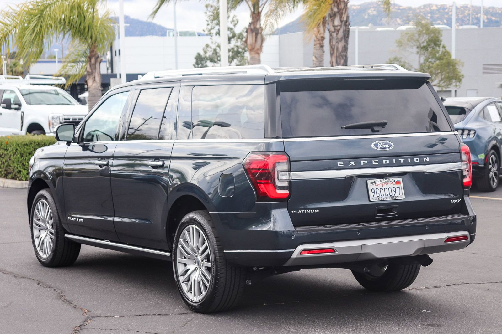Certified 2023 Ford Expedition Max Platinum AWD/4WD image 6