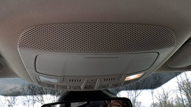 Certified 2022 Ford Edge Titanium w/ Class II Trailer Tow Package image 25