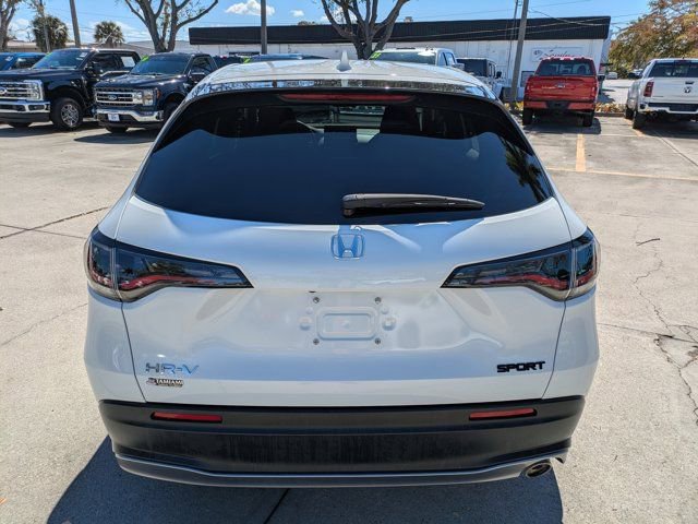 Used 2025 Honda HR-V Sport image 5