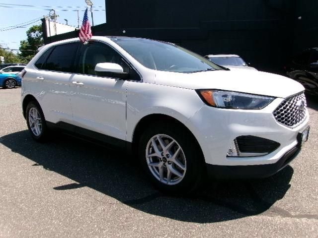 Certified 2023 Ford Edge SEL w/ Convenience Package AWD/4WD image 3