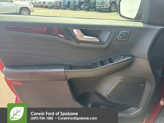Certified 2024 Ford Escape ST-Line Elite w/ Premium Technology Package AWD/4WD image 21