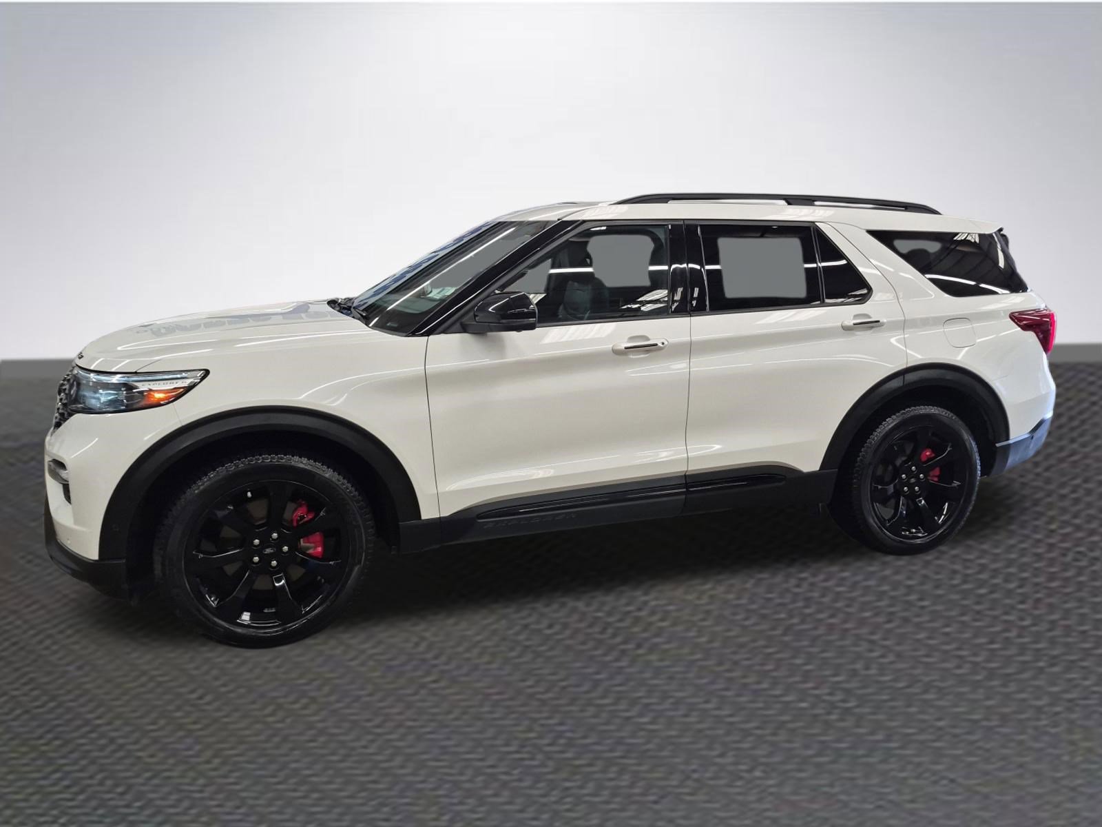 Certified 2021 Ford Explorer ST w/ Equipment Group 401A image 2