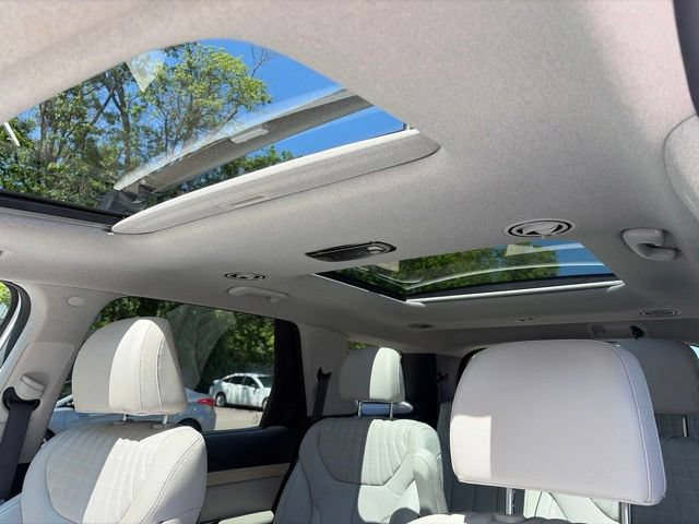 Used 2024 Hyundai Palisade Limited AWD/4WD image 23