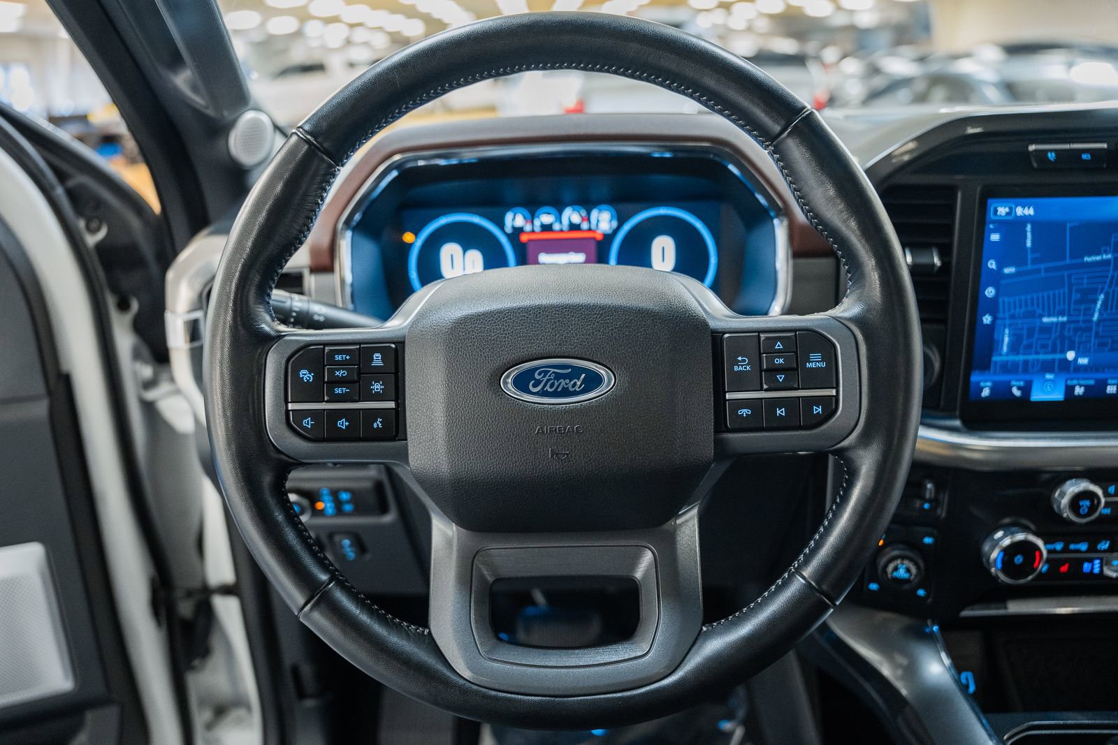 Certified 2023 Ford F150 Lariat w/ Equipment Group 502A High image 41