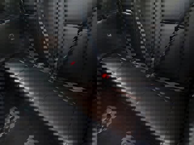 Used 2022 Toyota Highlander XLE image 12