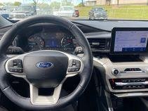 Certified 2023 Ford Explorer XLT w/ Equipment Group 202A AWD/4WD image 7
