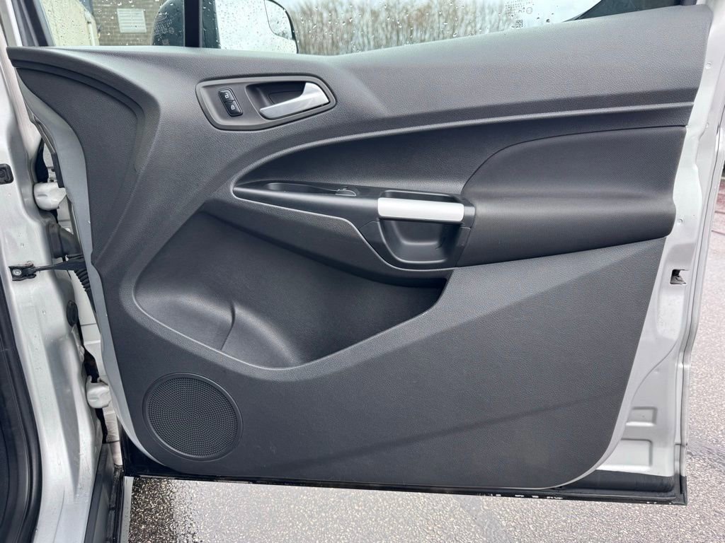 Certified 2018 Ford Transit Connect XLT image 23