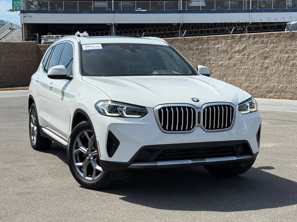 Used 2024 BMW X3 sDrive30i w/ Convenience Package RWD image 3