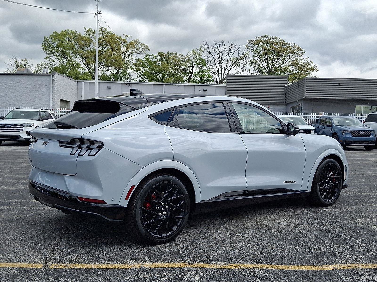 Certified 2023 Ford Mustang Mach-E GT w/ GT Performance Edition AWD/4WD image 6