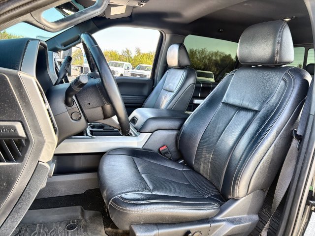 Certified 2022 Ford F250 Lariat w/ Tremor Off-Road Package AWD/4WD image 11