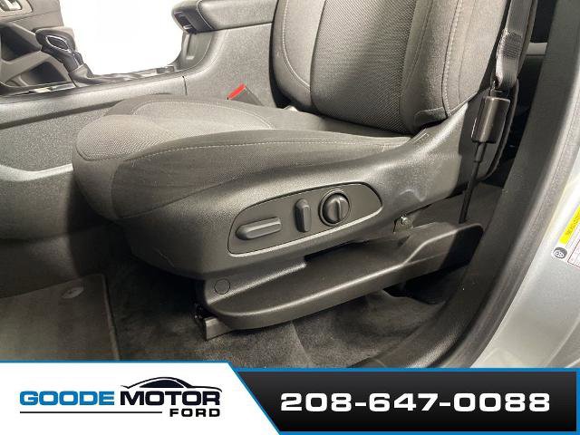 Used 2023 Chevrolet Traverse LT AWD/4WD image 11