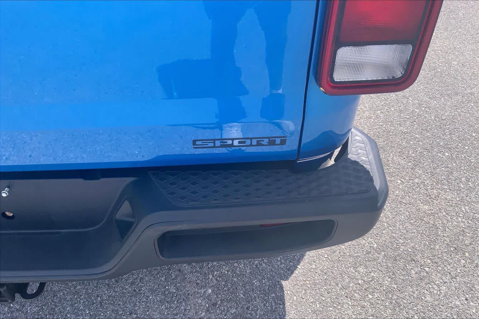 Used 2021 Jeep Gladiator Sport AWD/4WD image 10