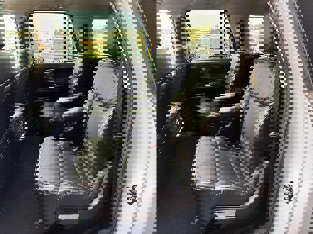 Certified 2025 Ford Expedition Max Platinum w/ Driver's Package image 38