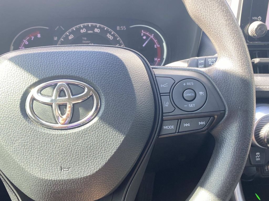 Used 2024 Toyota RAV4 XLE w/ Convenience Package FWD image 33