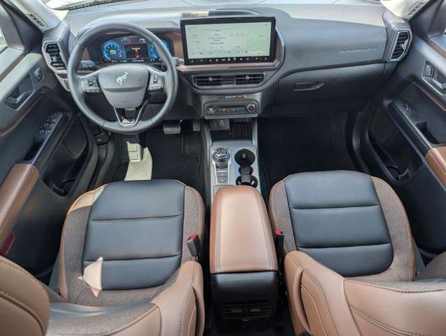 Certified 2025 Ford Bronco Sport Outer Banks w/ Outer Banks Tech Package+ AWD/4WD image 17