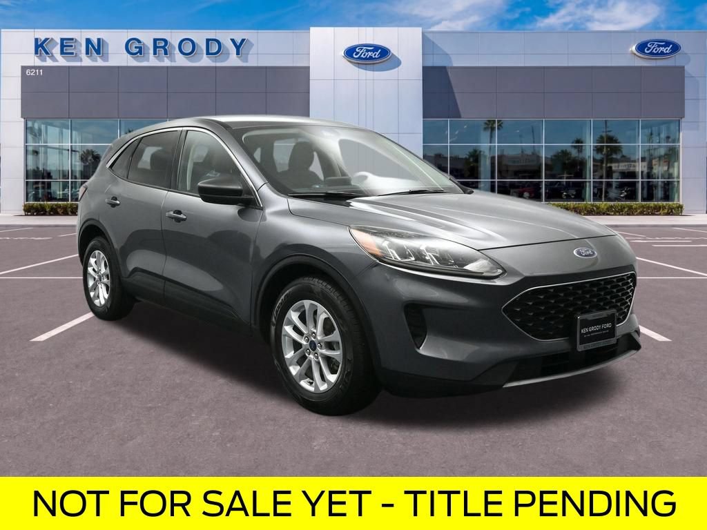 Certified 2022 Ford Escape SE w/ Convenience Package FWD image 1