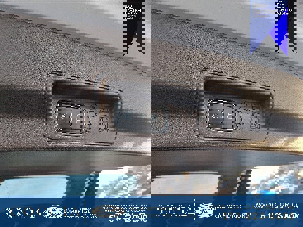 Certified 2024 Ford Explorer Platinum w/ Technology Package image 30