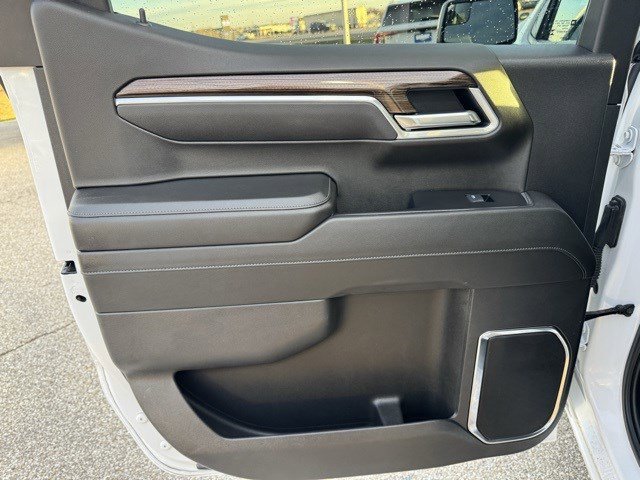 Used 2025 Chevrolet Silverado 1500 LT image 22