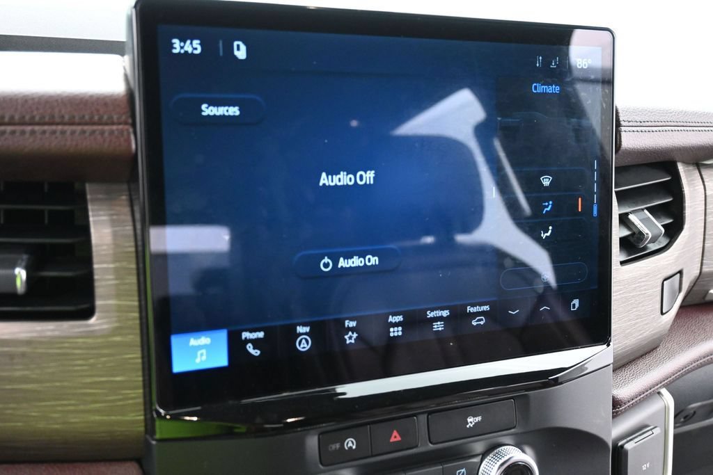 Certified 2024 Ford Expedition Limited AWD/4WD image 13