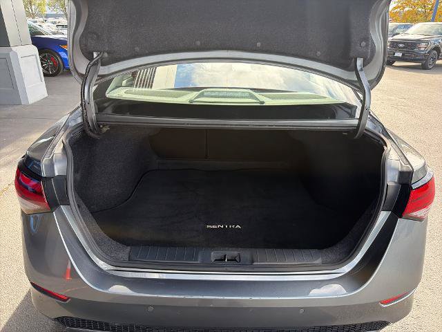Used 2021 Nissan Sentra SV FWD image 13