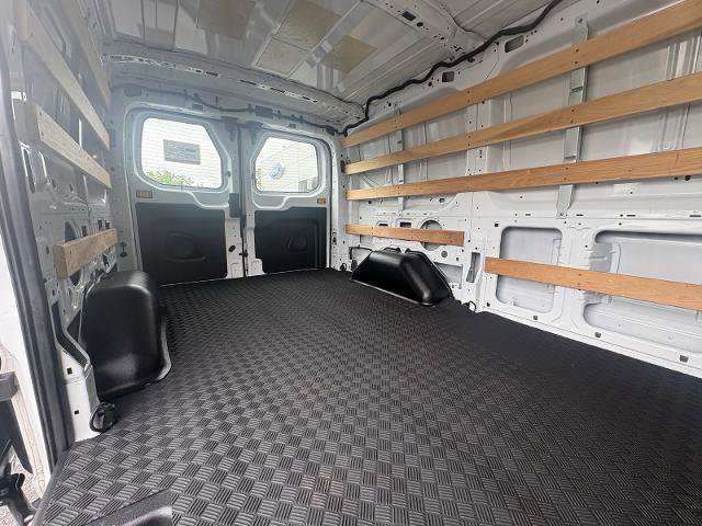 Certified 2024 Ford Transit 250 Low Roof w/ Exterior Upgrade Package RWD image 29