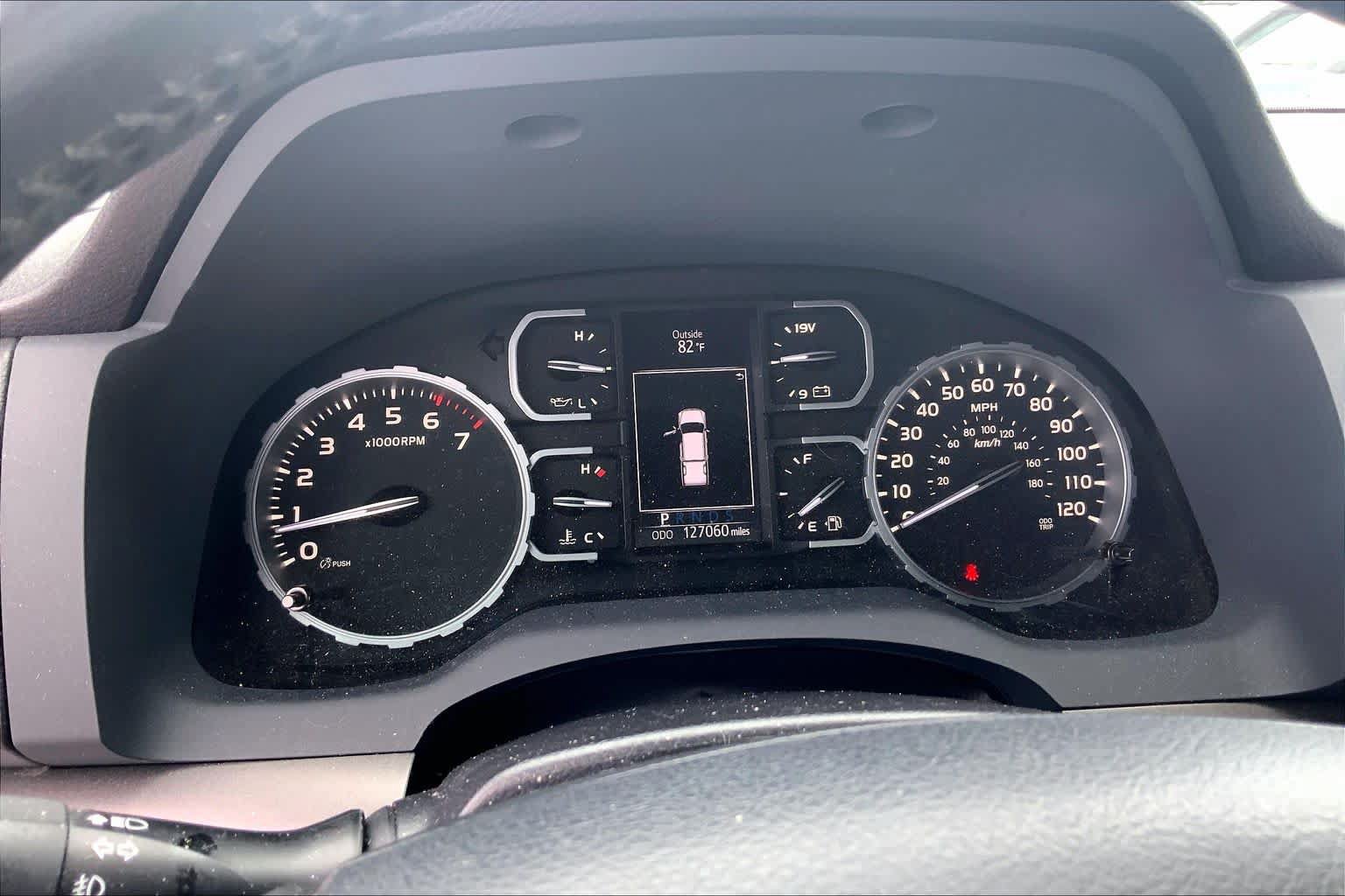 Used 2020 Toyota Tundra SR5 w/ SR5 Leather Package RWD image 26