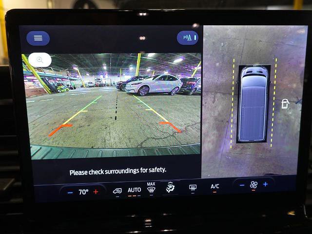 Certified 2023 Ford Transit 350 XLT image 23