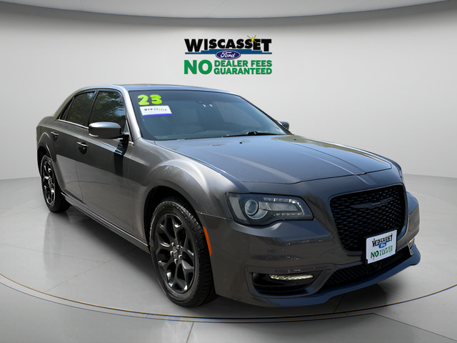 Used 2023 Chrysler 300 Touring L w/ Popular Equipment Group AWD/4WD image 24