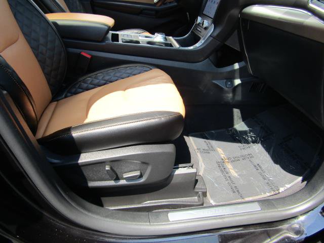 Certified 2023 Ford Edge Titanium w/ Equipment Group 301A AWD/4WD image 12