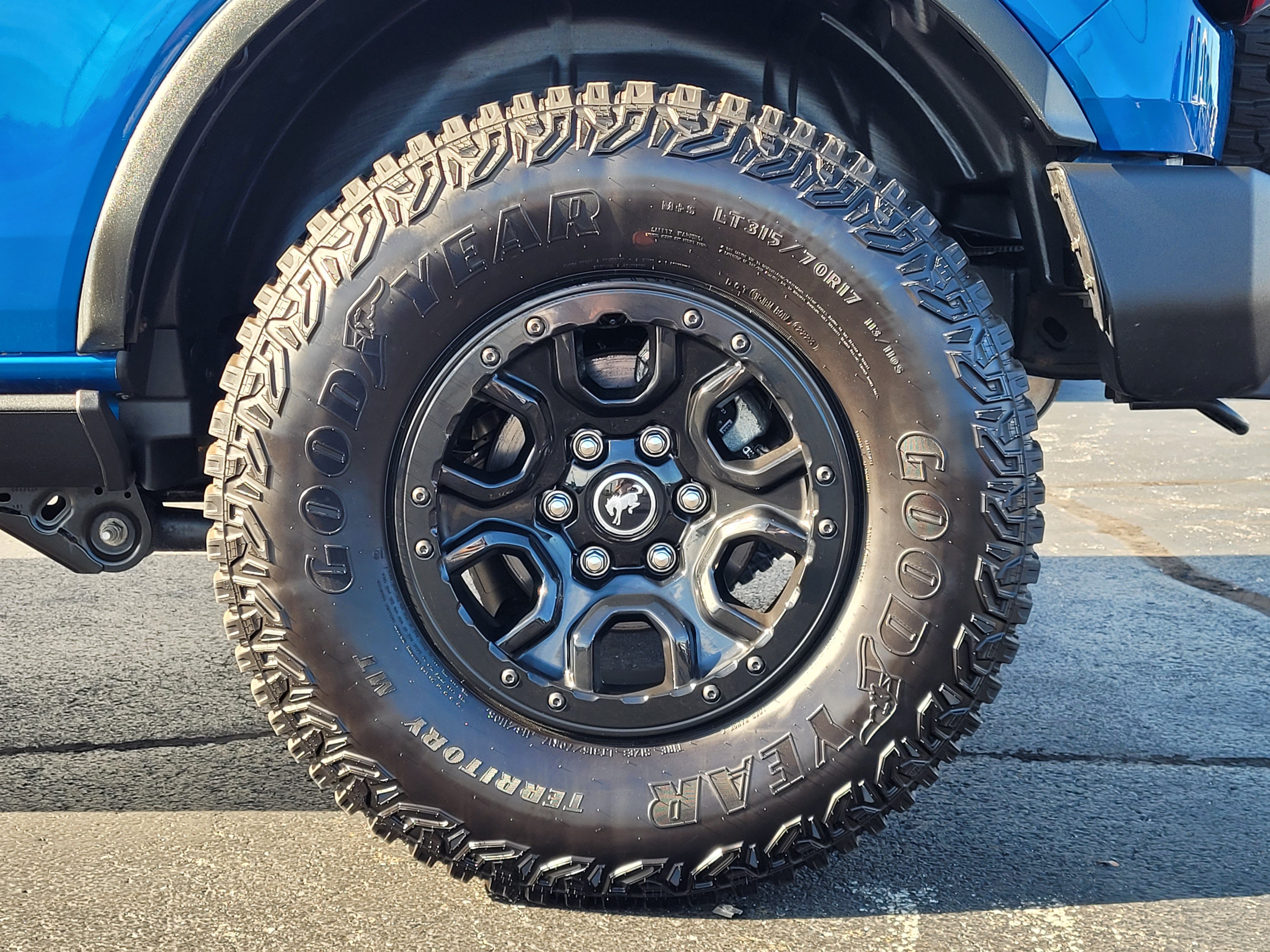 Certified 2023 Ford Bronco Wildtrak AWD/4WD image 11
