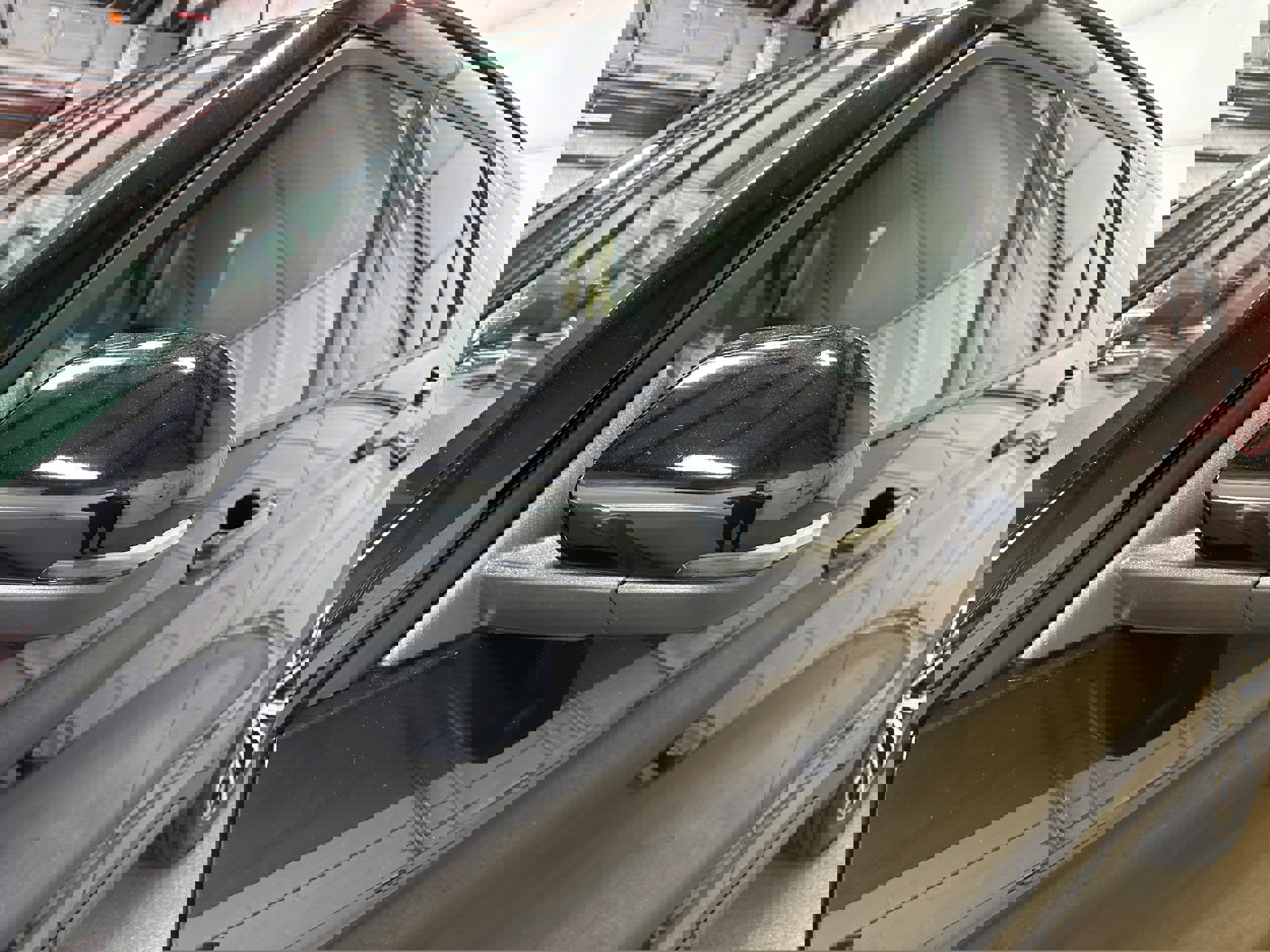 Certified 2025 Ford Explorer ST-Line image 33