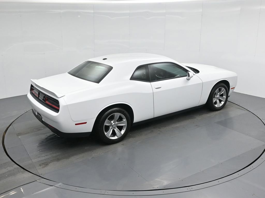 Used 2020 Dodge Challenger SXT image 13