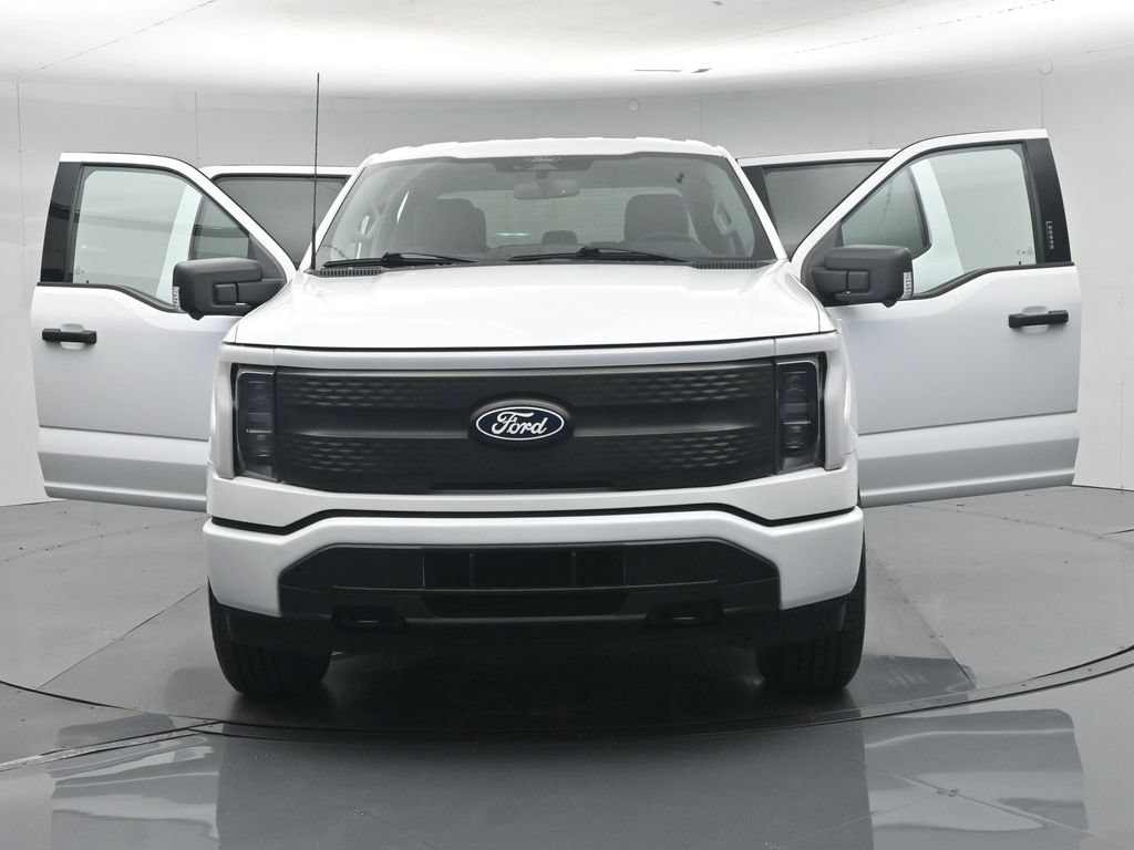 Certified 2024 Ford F150 Lightning XLT AWD/4WD image 35