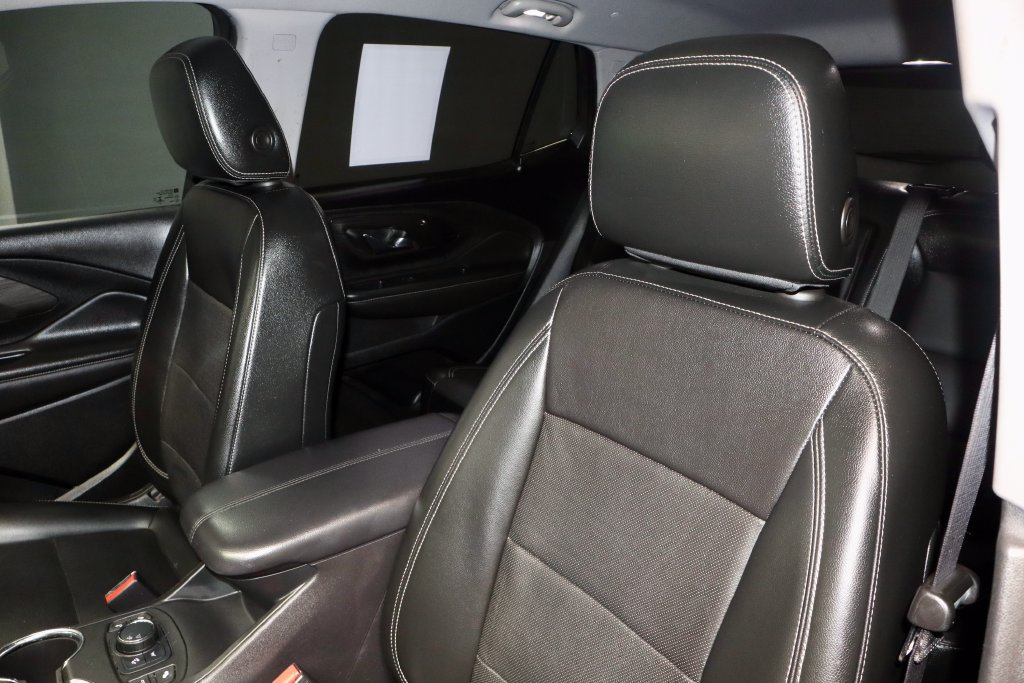 Used 2023 GMC Terrain SLT FWD image 26