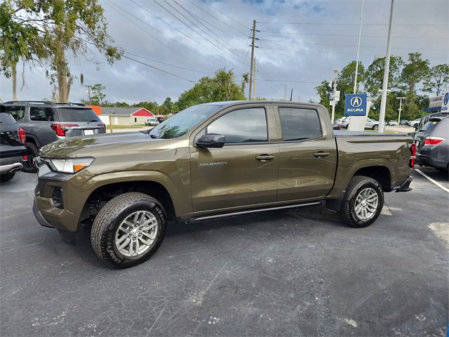Used 2024 Chevrolet Colorado LT w/ LT Convenience Package image 3