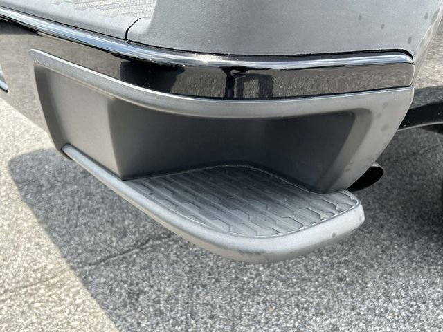 Used 2019 Chevrolet Colorado LT w/ Colorado RST Special Edition AWD/4WD image 10
