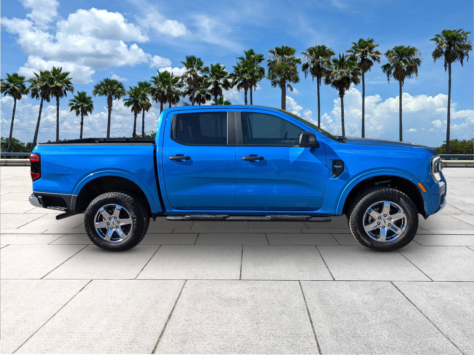 Certified 2025 Ford Ranger XLT w/ Chrome Accent Package image 9