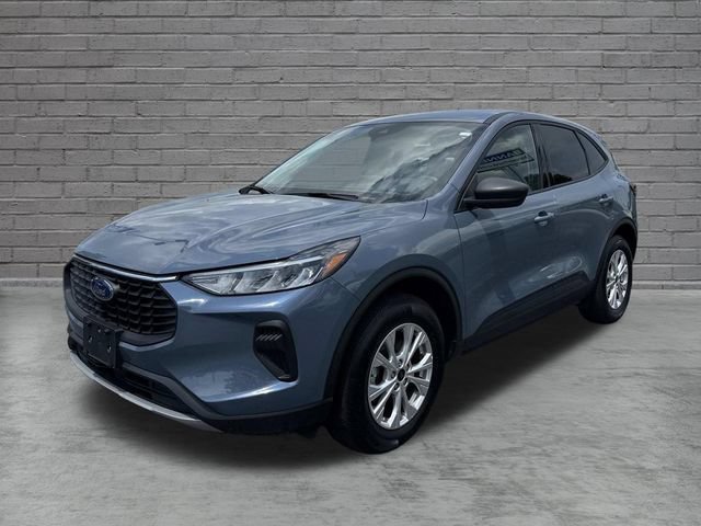 Certified 2025 Ford Escape Active AWD/4WD image 3