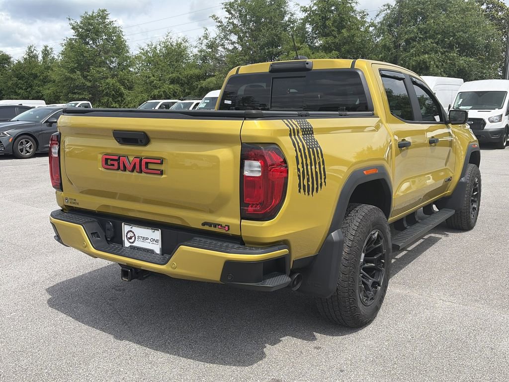 Used 2024 GMC Canyon AT4 w/ AT4 Premium Package AWD/4WD image 7