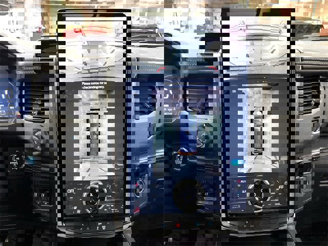 Certified 2022 Ford Expedition Max Platinum image 9