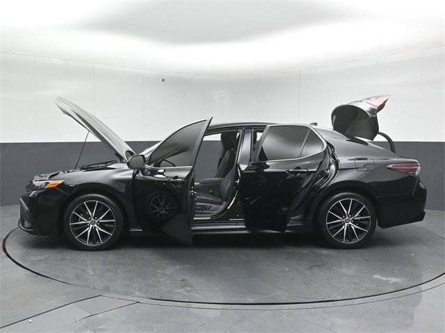 Used 2024 Toyota Camry SE image 56